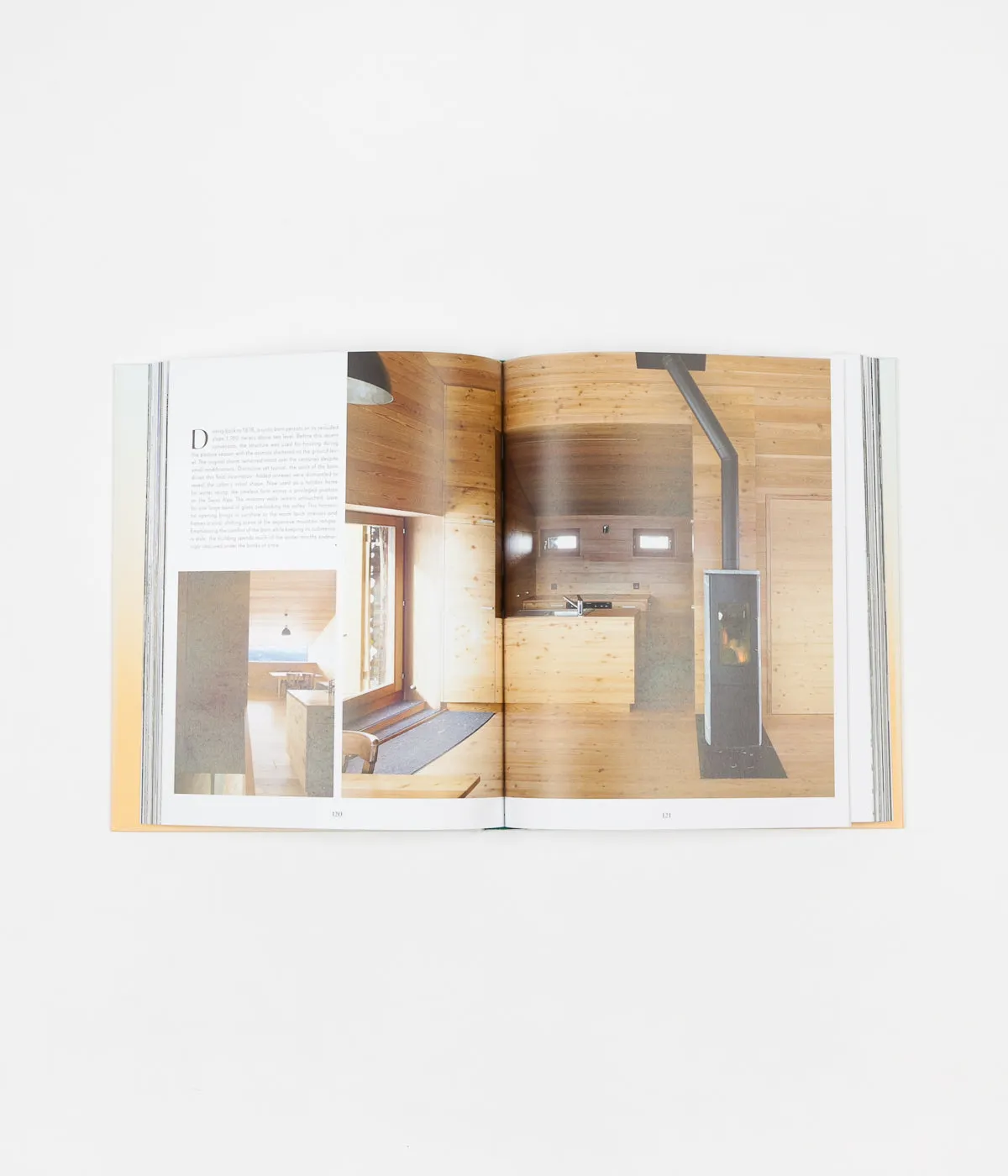 Gestalten The Hinterland; Cabins Love Shacks and Other Hide-Outs Book - Hardback